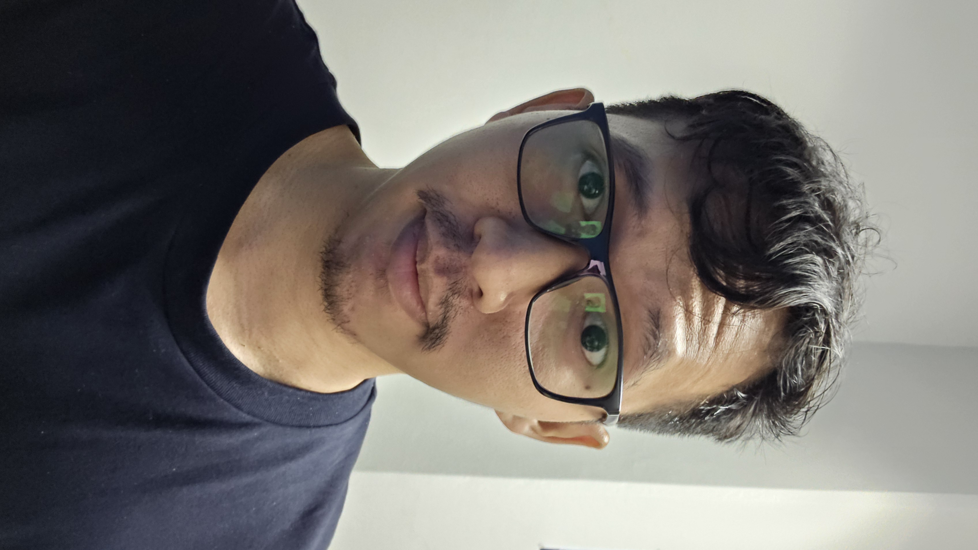 Rizqi Rahmansyah - Full Stack Developer